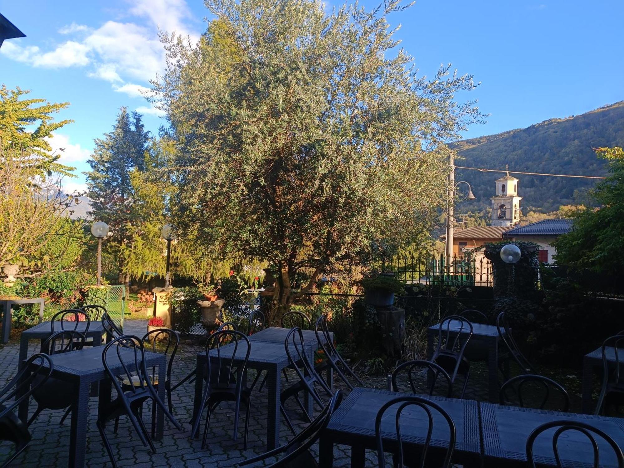 Albergo Ristorante Coppa Dazio Екстер'єр фото